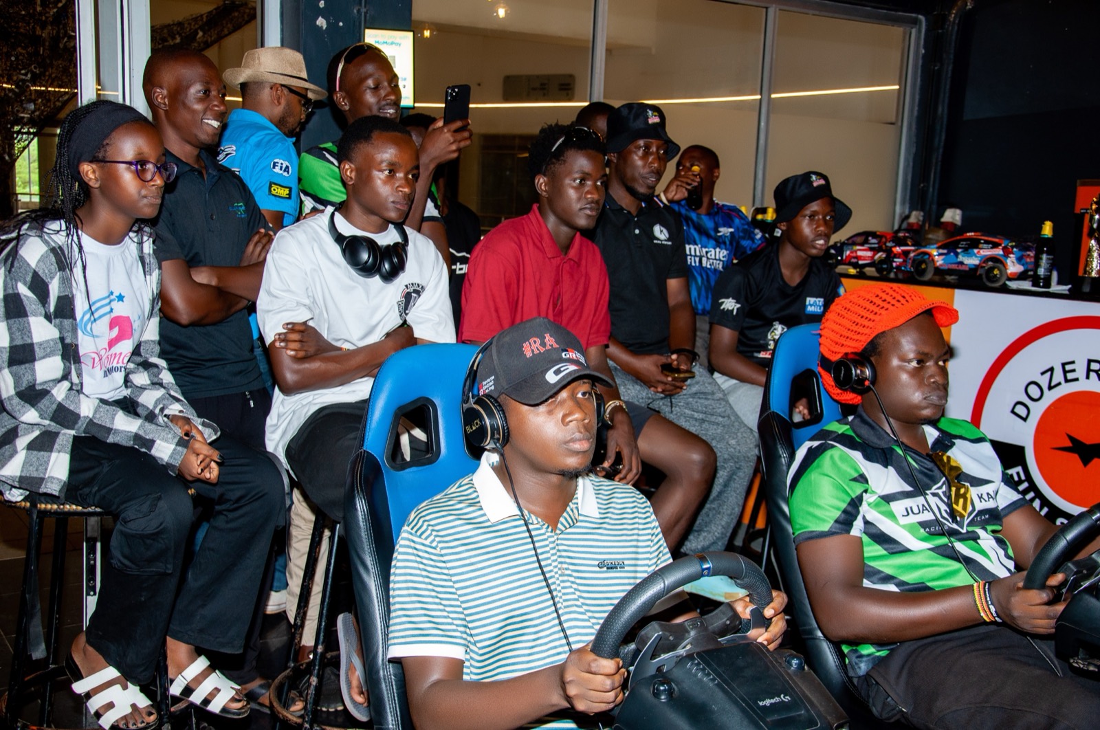 Starting grid and spectators, 2025